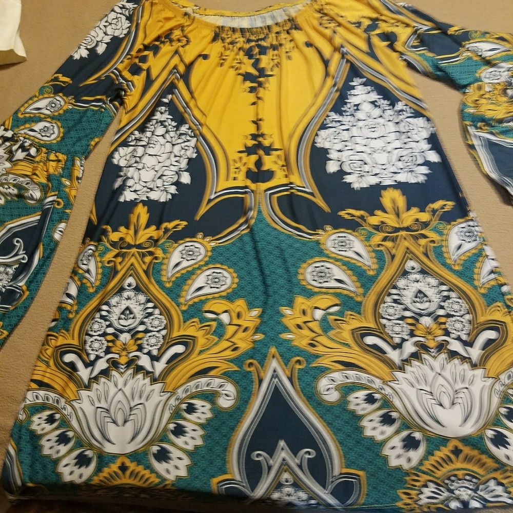 Shirt - Picture 2 of 4