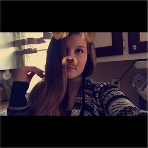 Meet your Posher, Madalynn