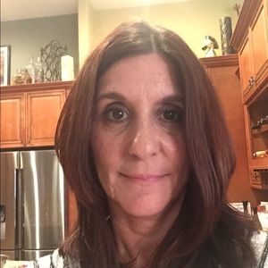 Meet your Posher, Debra