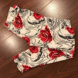 Leggings with roses size S/M