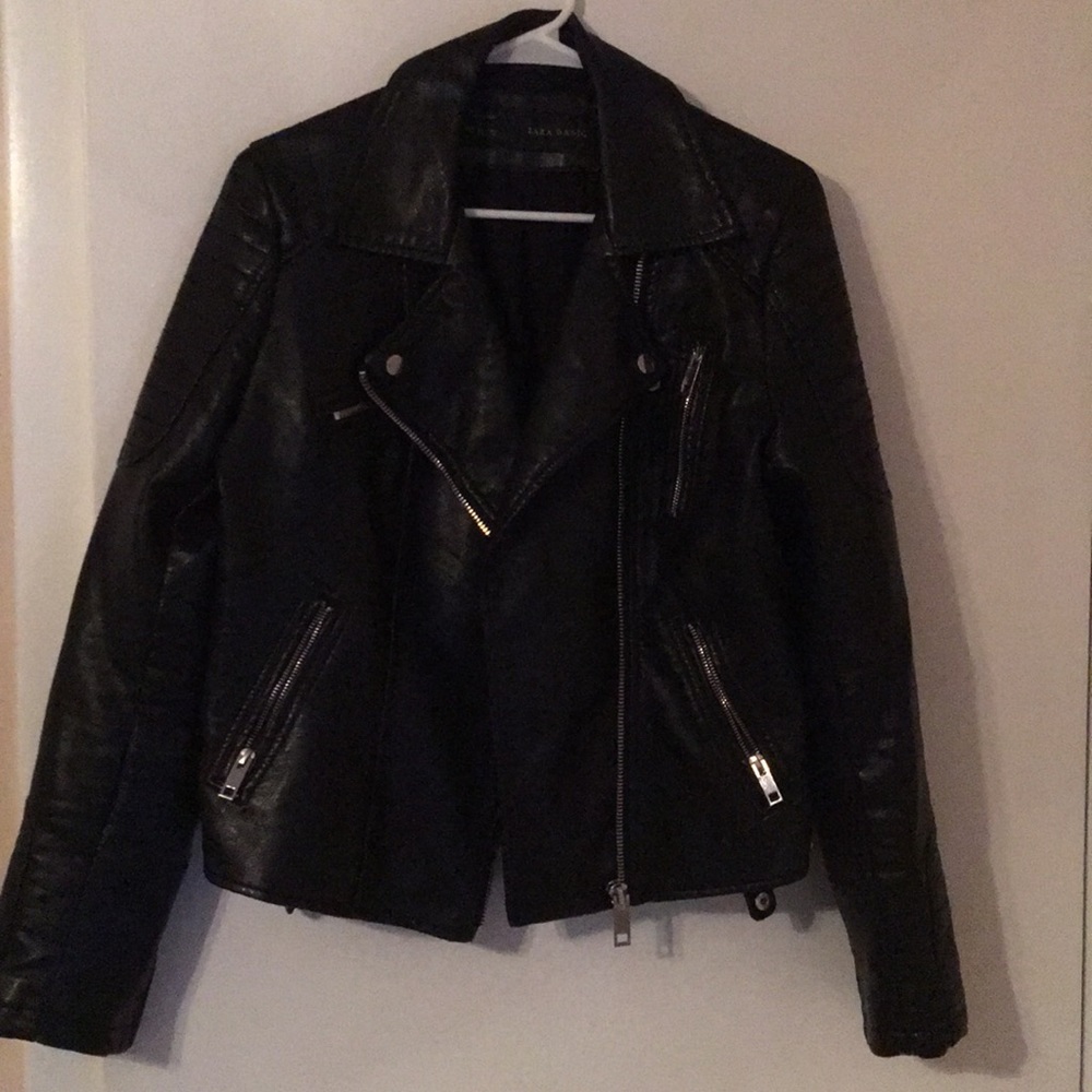 ‼️SOLD‼️Zara black faux leather moto jacket
