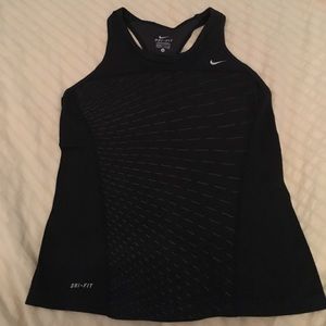 Black Razorback dri-fit tank w/ built in bra