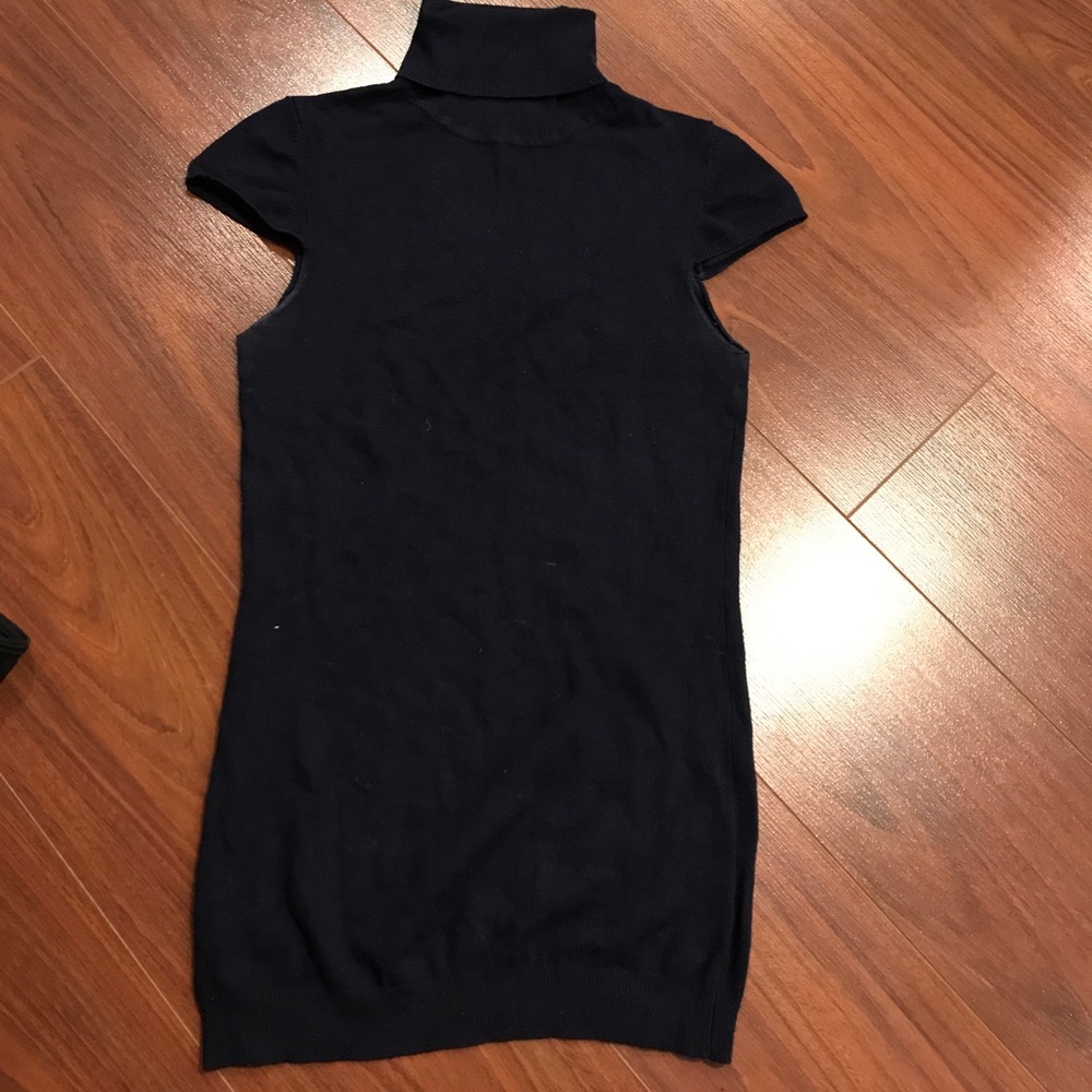 Navy blue short sleeve turtleneck