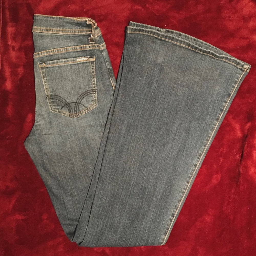 BEBE JODIE SUPER FLARE DERBY JEANS