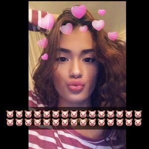 Meet your Posher, Samira