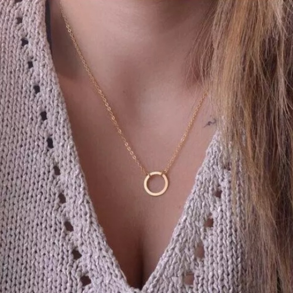 Simple Circle Statement Necklace