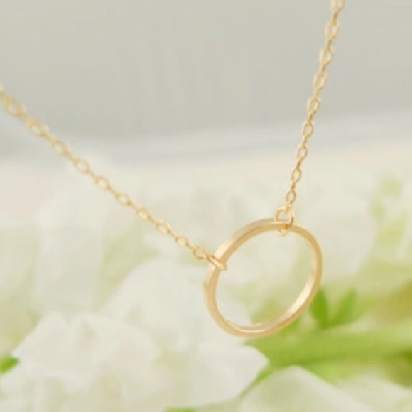 Simple Circle Statement Necklace - Picture 2 of 2