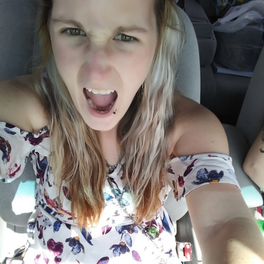 Meet your Posher, Mackenzie