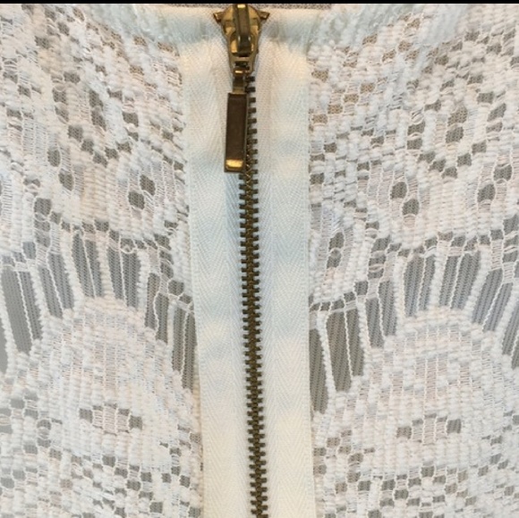 Zara TRF Art Deco Lace Zipper back Top Blouse - Picture 3 of 3