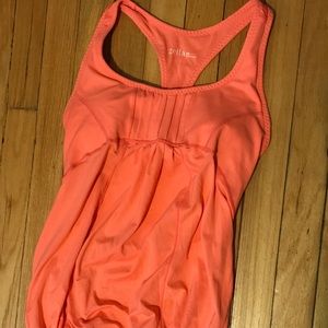 Cute peachy pink Zella top