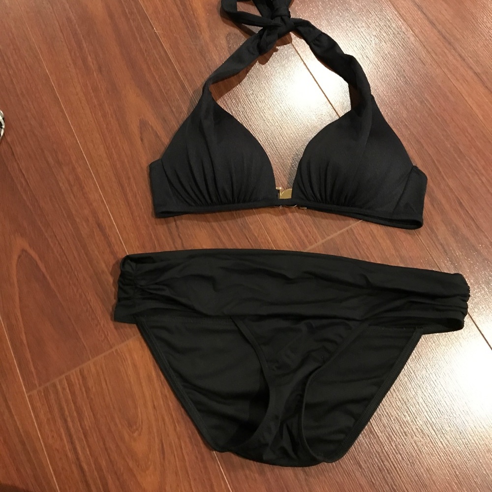 VS black bikini