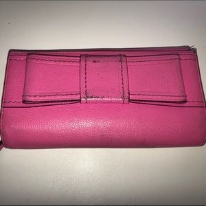HOT PINK KATE SPADE WALLET👛💖