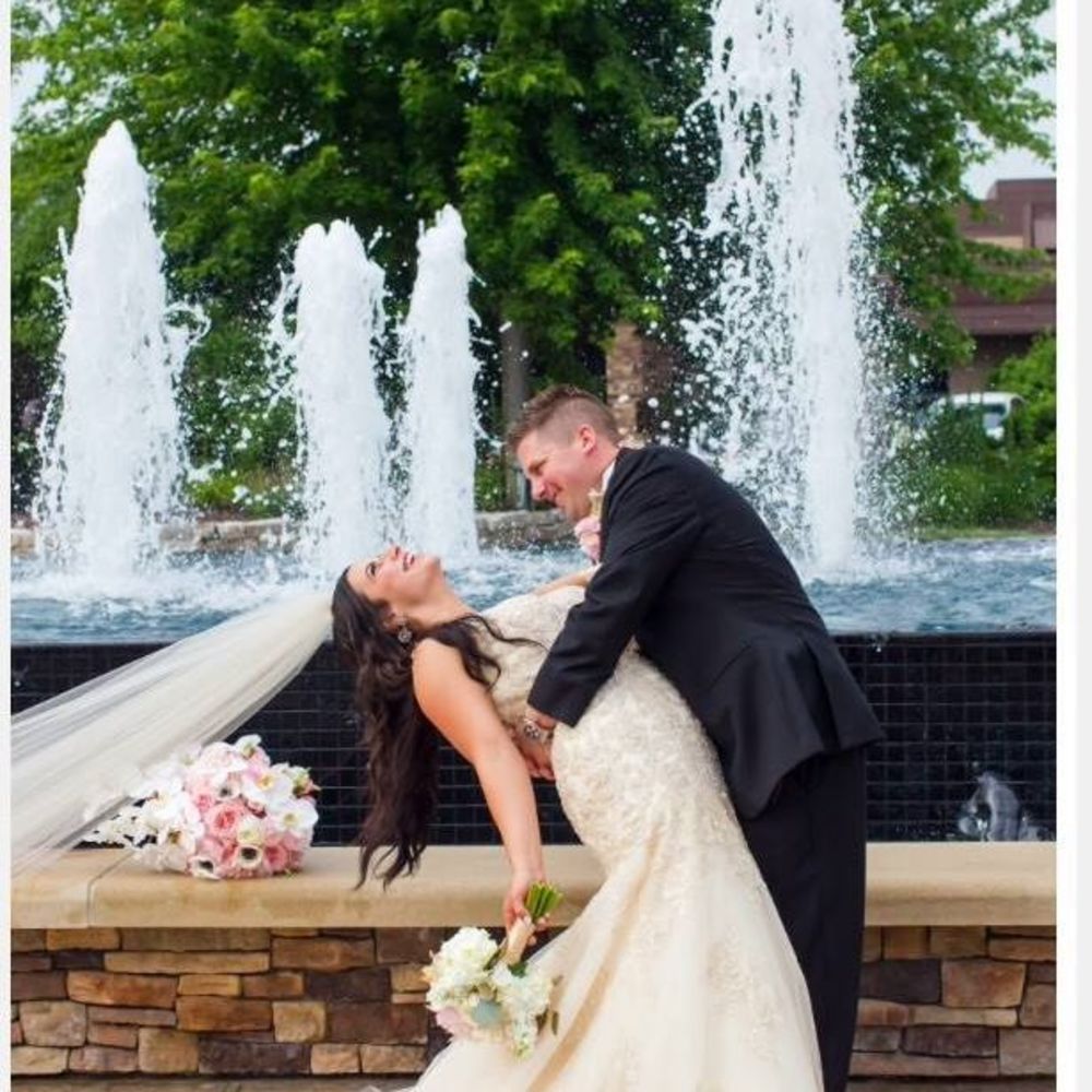 Meet your Posher, Hilary