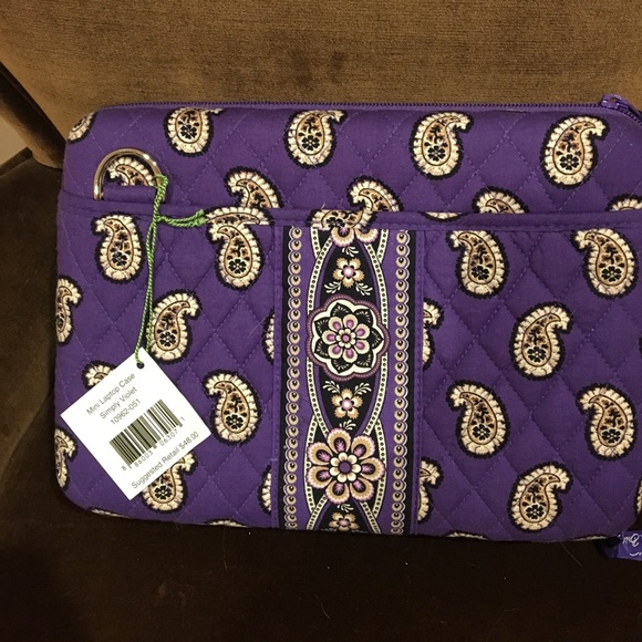 Vera Bradley NWT Simply Violet Mini Laptop Case - Picture 1 of 2