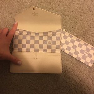 Authentic Louis Vuitton “Josephine” Wallet.