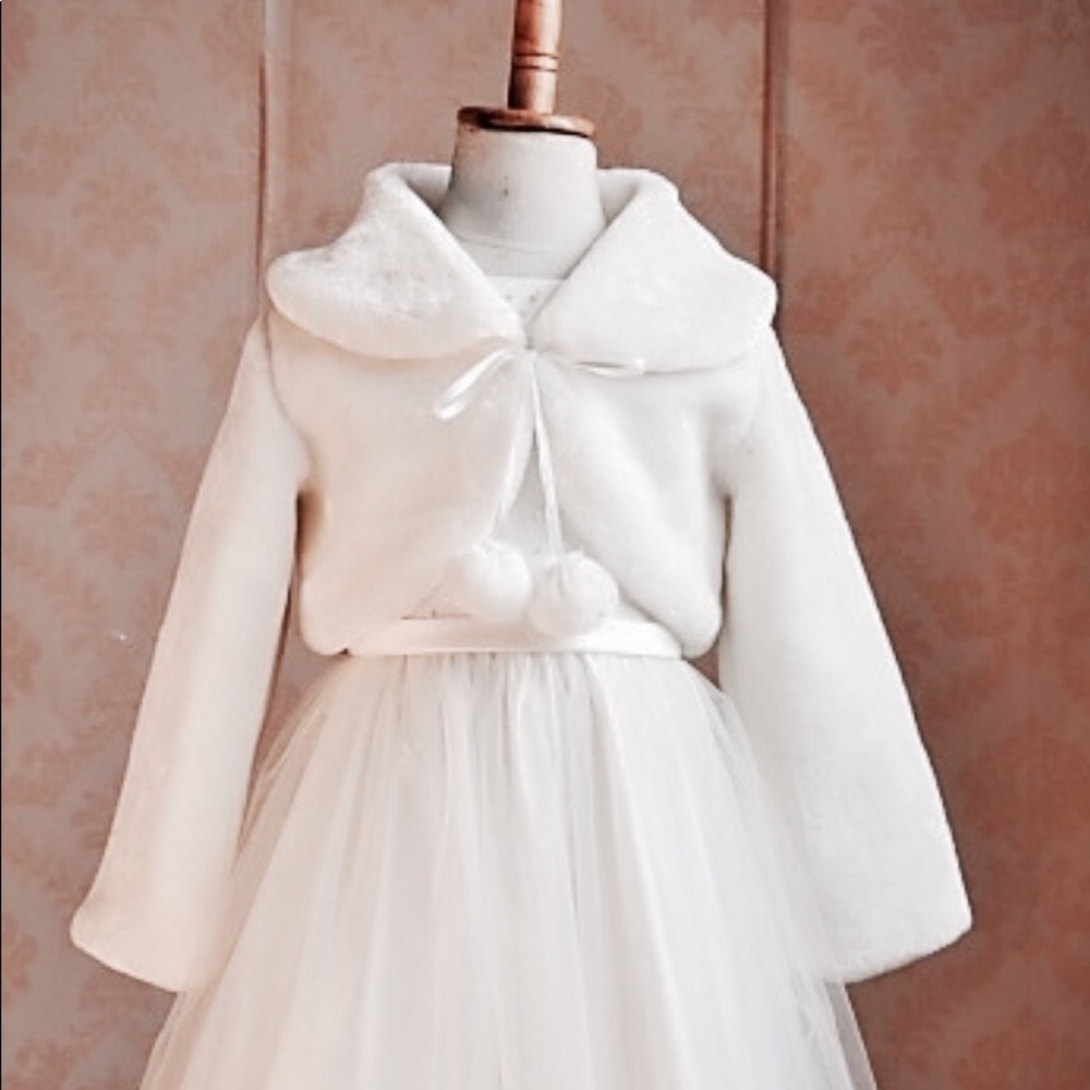 Long Sleeve Faux Fur Kid's Wedding/Party Wrap