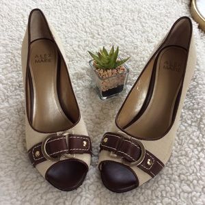 Cream & Brown Buckle Kitten Heels