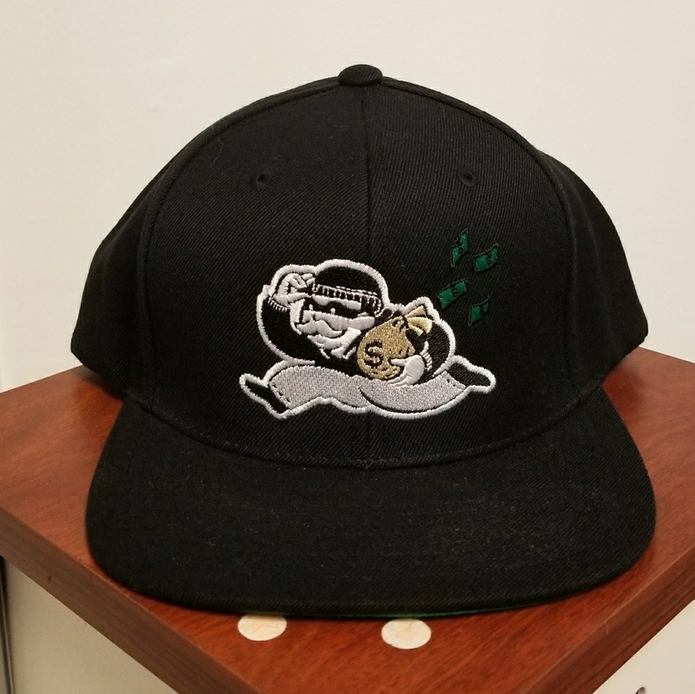 Money Robber Strap back