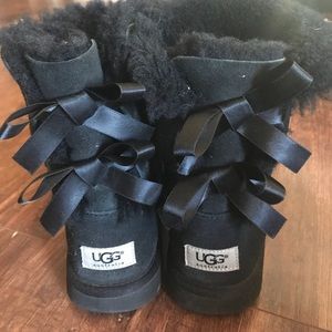 Black UGGS