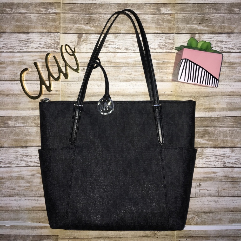 NWT Michael Kors Black tote 👜