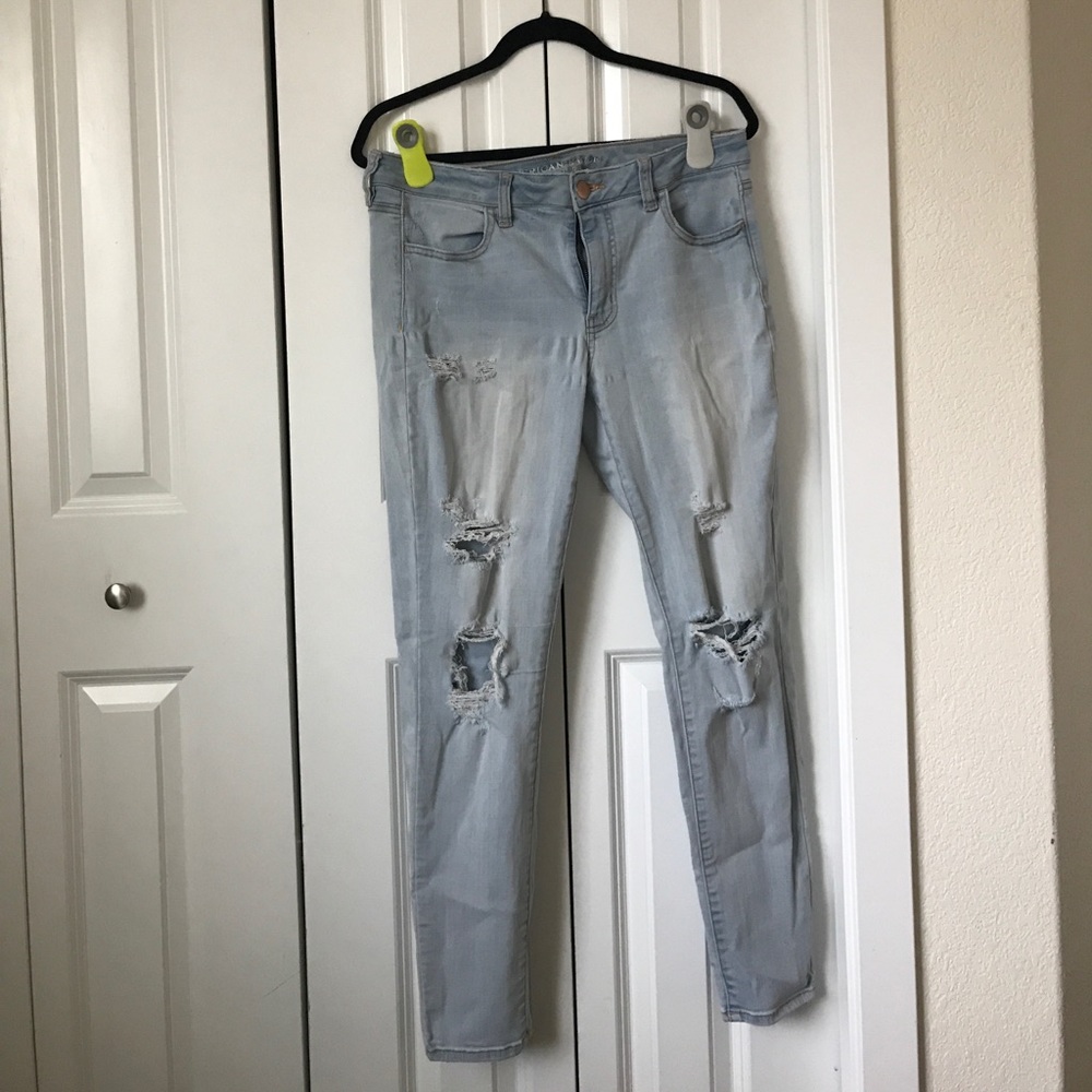 Light Wash Jeans