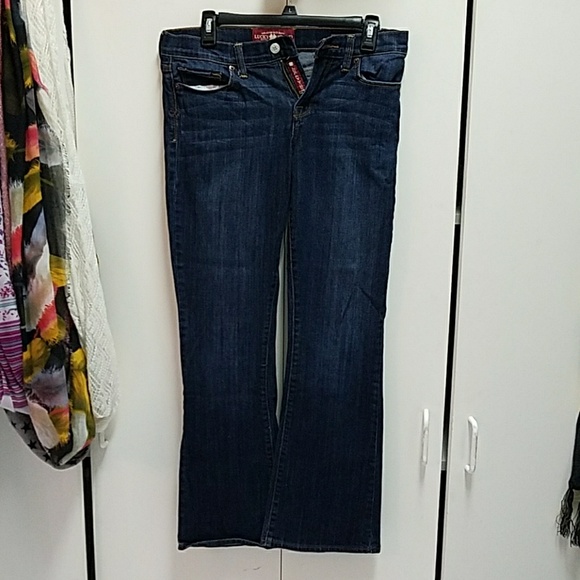 Lucky Jeans - Picture 1 of 3