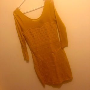 Mustard yellow bodycon by 2bBebe