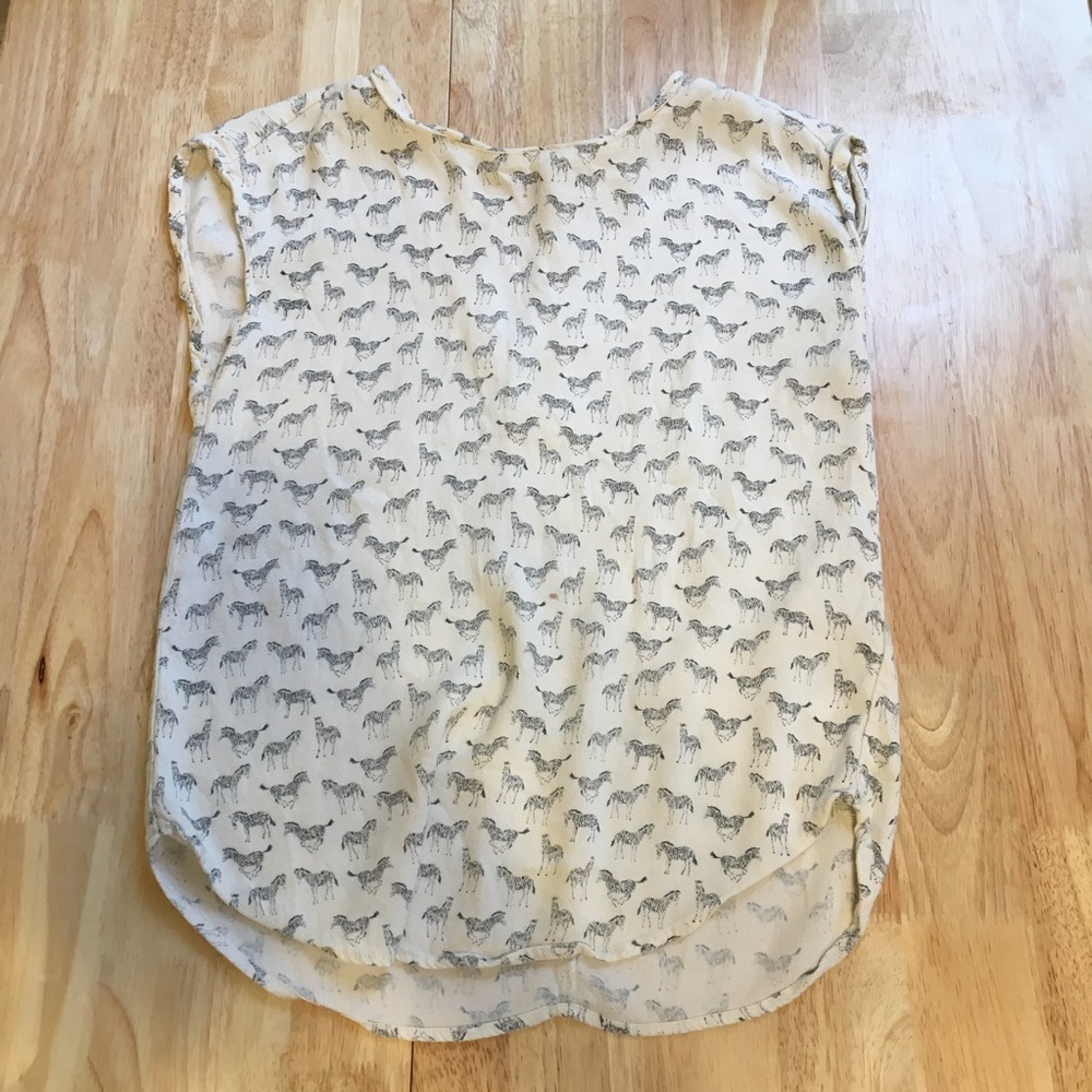 🍋 H&M Zebra Print Blouse