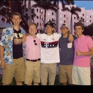 Meet your Posher, Evan