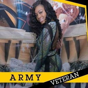 Meet your Posher, Laquanda