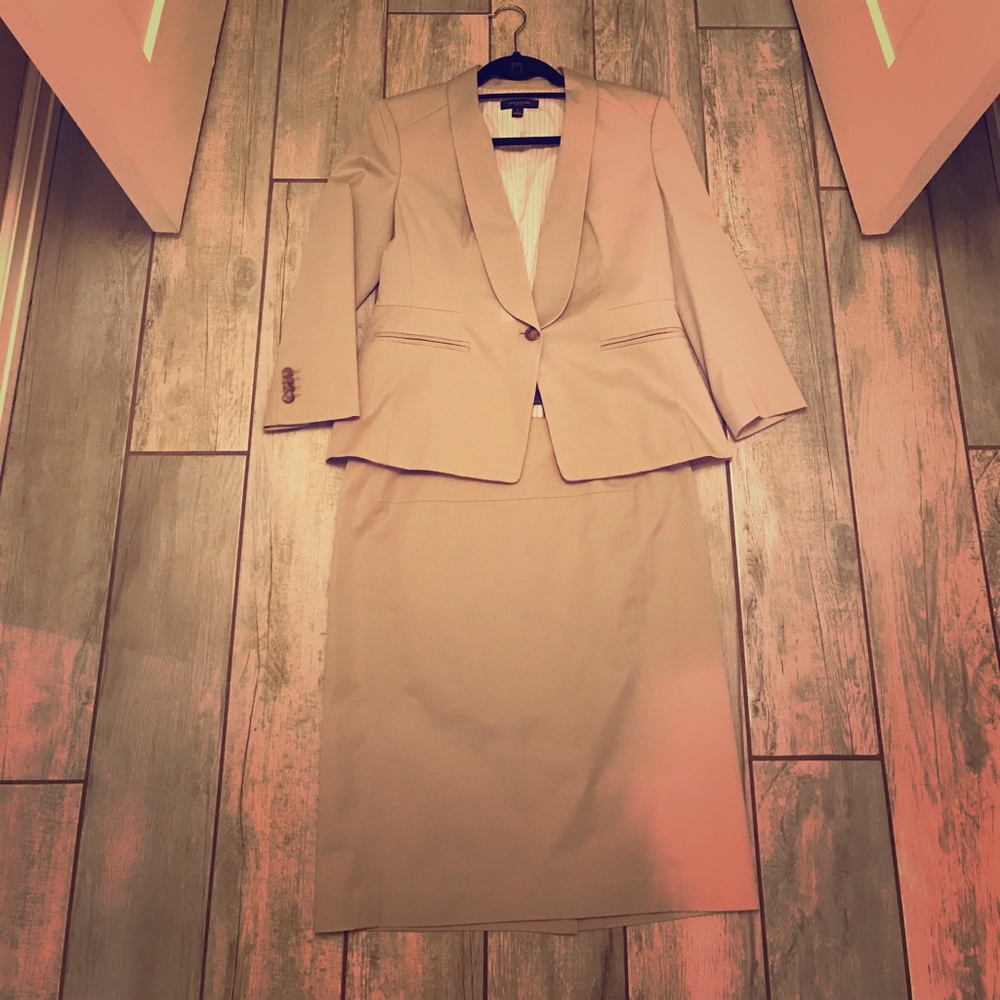 Ann Taylor cream skirt suit