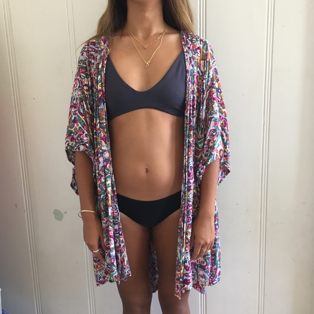 Volcom Beach kimono