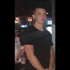 Meet your Posher, Andres