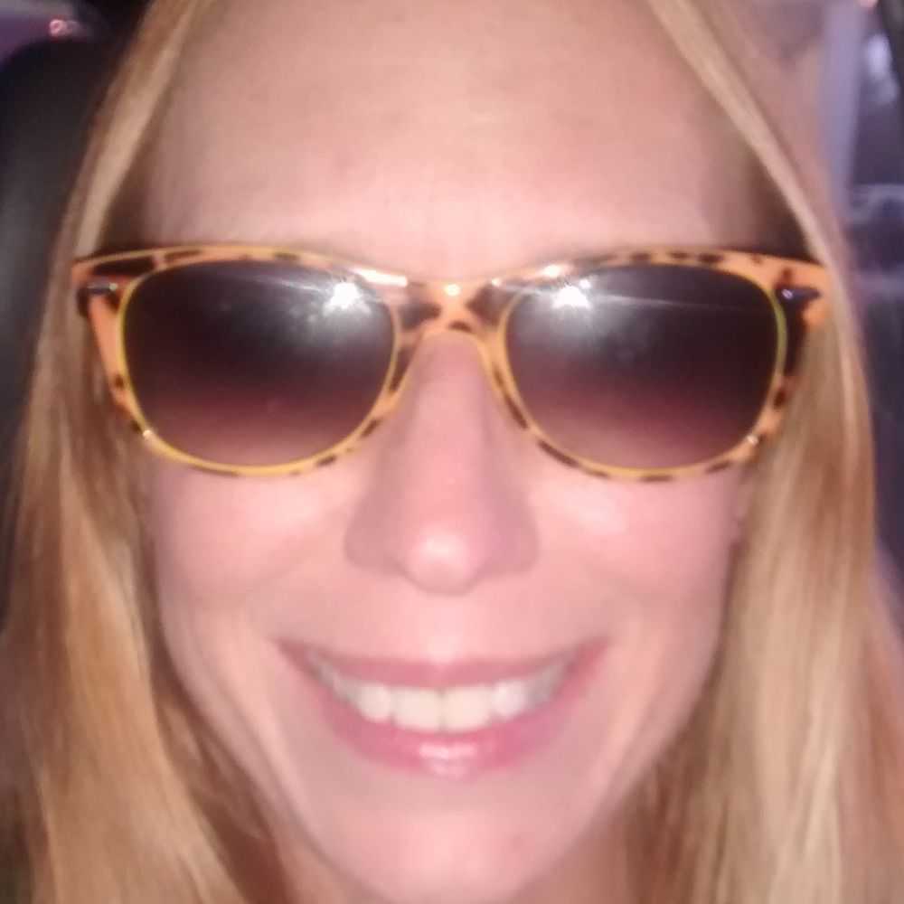 Meet your Posher, Stephanie