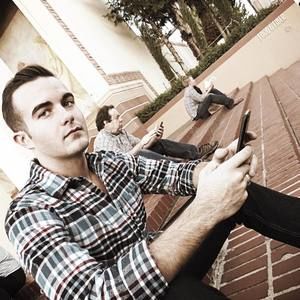 Meet your Posher, Derek