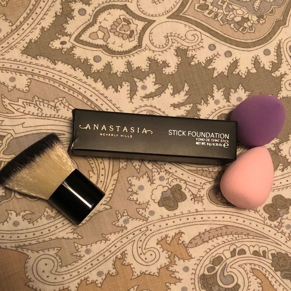 Anastasia Beverly Hills Foundation Stick✨ABH✨