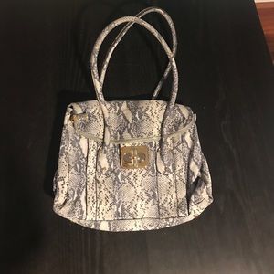 B. Makowsky medium-large purse.