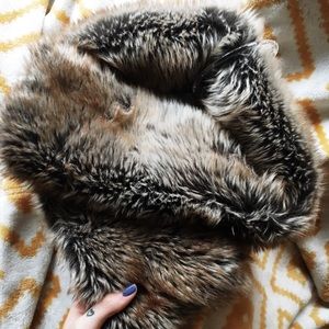 Kelly Van Halen Fur Scarf (brown fox)