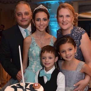 Meet your Posher, Maria