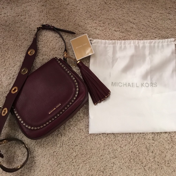 Michael Kors Handbags - Michael Kors Crossbody Bag