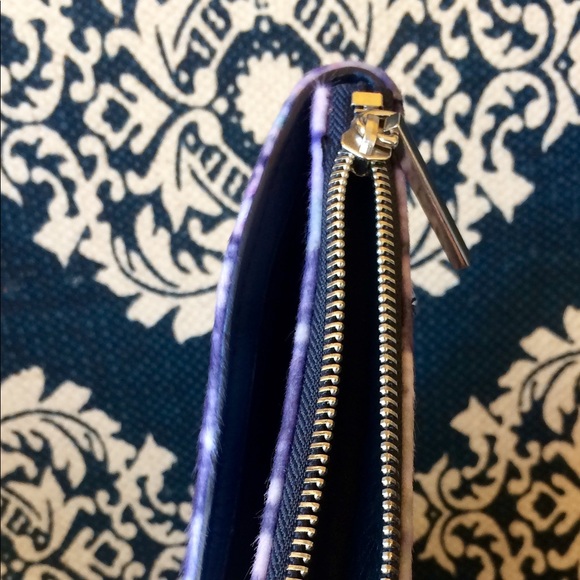 Beautiful BCBGeneration Higher-Maintenance Clutch - Picture 2 of 8