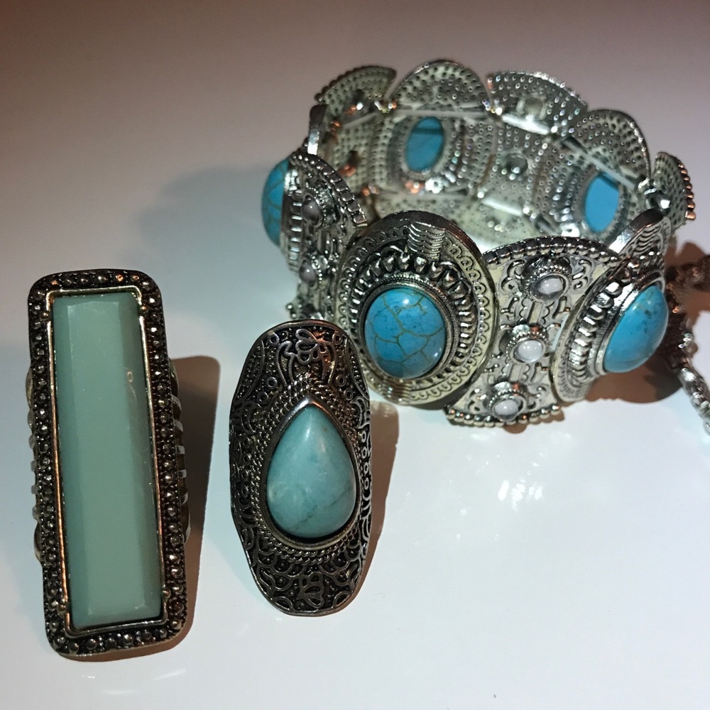 💥SOLD💥 (local)Assorted Bohemian Bundle