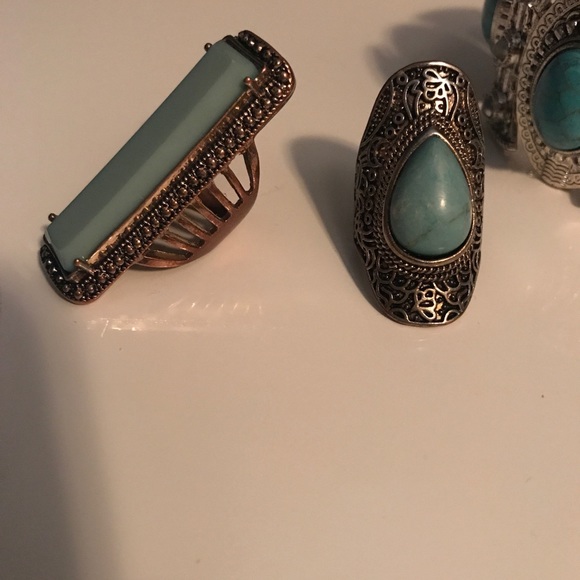 💥SOLD💥 (local)Assorted Bohemian Bundle - Picture 3 of 4