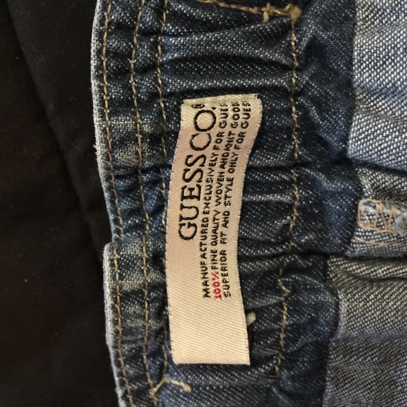 Girls guess denim skirt - Picture 4 of 5