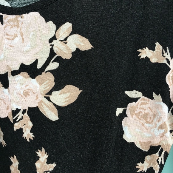 Black and pink floral mid sleeve shirt - Picture 4 of 6