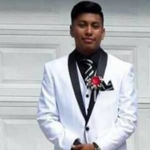 Meet your Posher, Raymundo