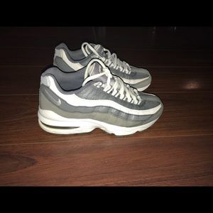 Air max 95 grade school (youth)