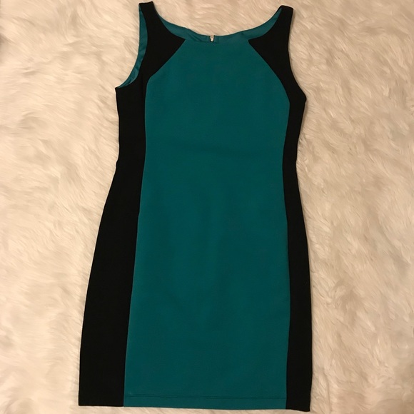 B. Smart color block dress - Picture 2 of 5