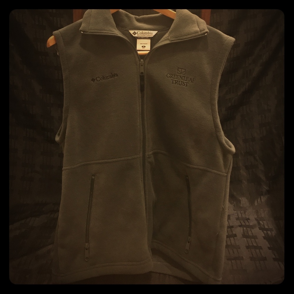 Columbia Vest! Olive Green! Adult Small. NWOT