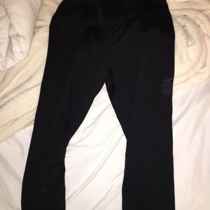 Athletic leggings